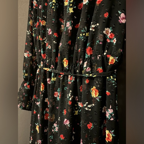 Banana Republic Sheer Clip Dot Floral Midi High Neck Dress size 8 - Picture 4 of 7